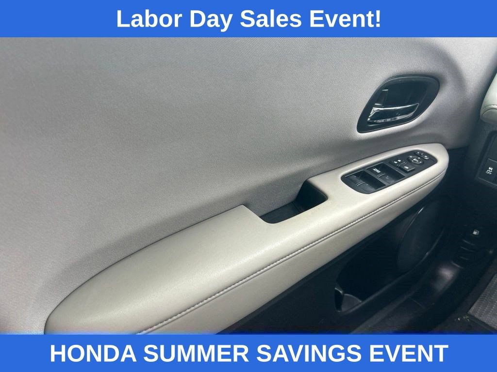 Used 2017 Honda HR-V LX image 15