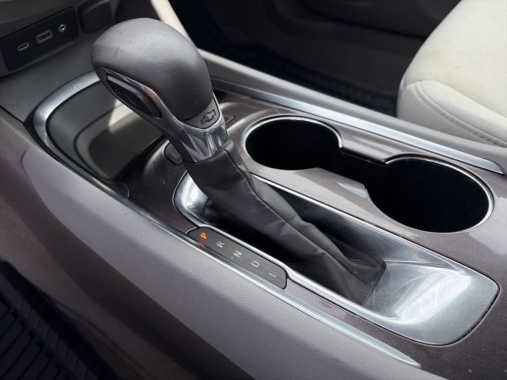 Used 2021 Chevrolet Malibu LT FWD image 25