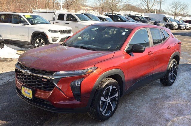 Used 2024 Chevrolet Trax RS image 4