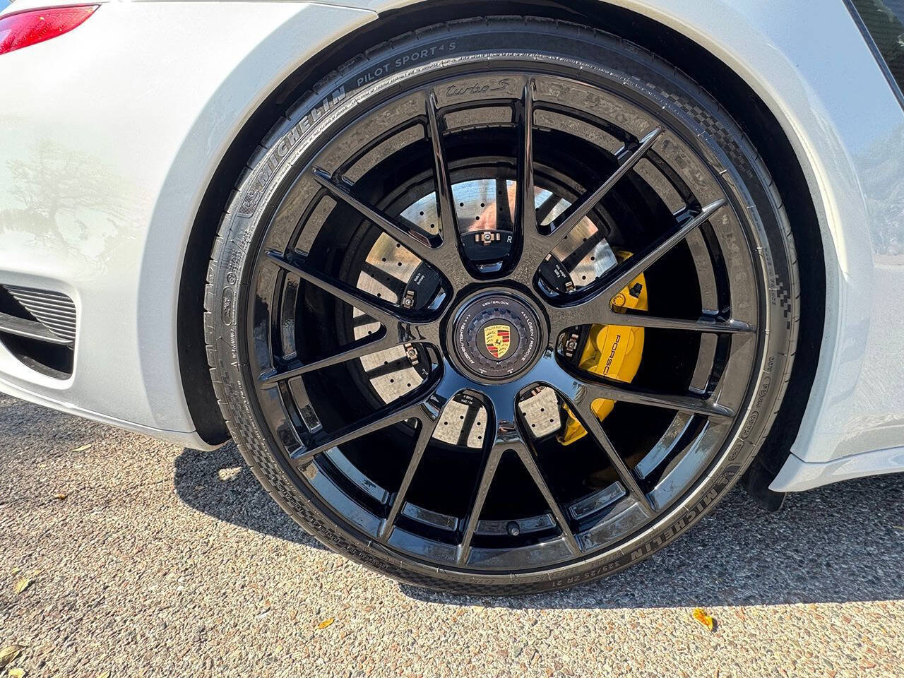 Used 2015 Porsche 911 Turbo S AWD/4WD image 42