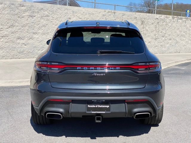 Certified 2024 Porsche Macan image 7