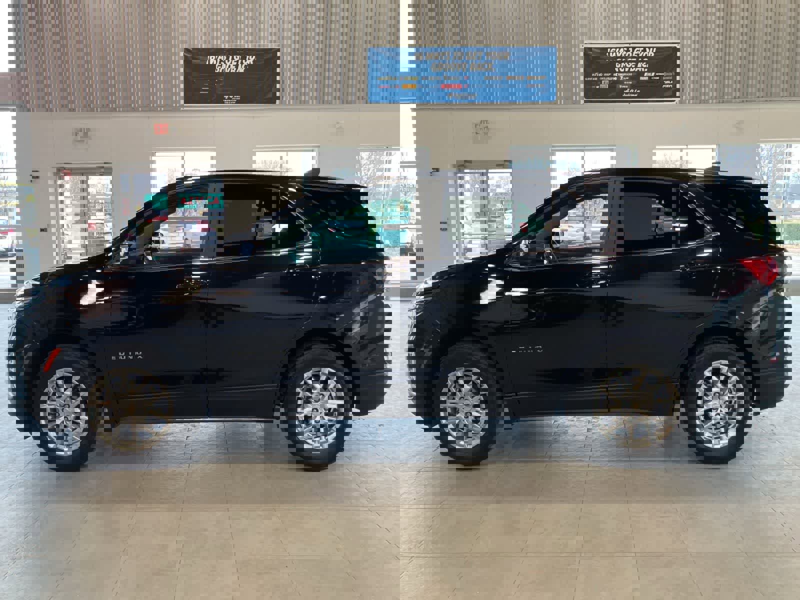 Used 2024 Chevrolet Equinox LT image 8