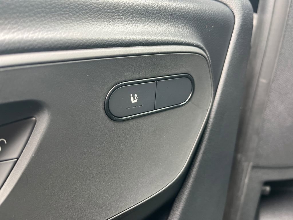 Used 2025 Mercedes-Benz Sprinter 2500 image 11