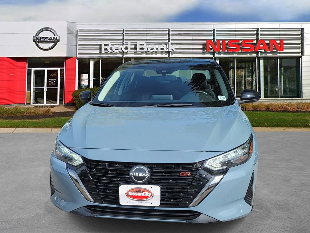Used 2024 Nissan Sentra SR FWD image 2
