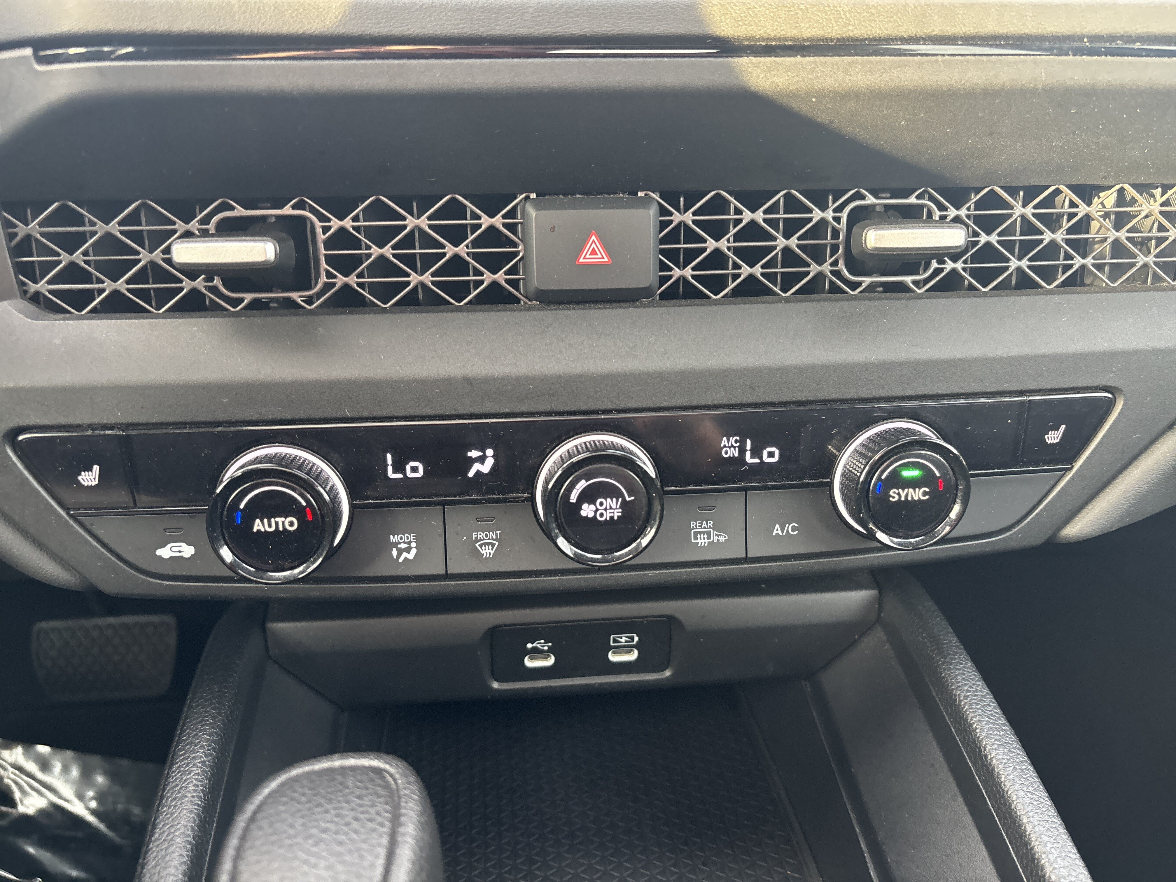 Certified 2024 Honda Accord EX image 15