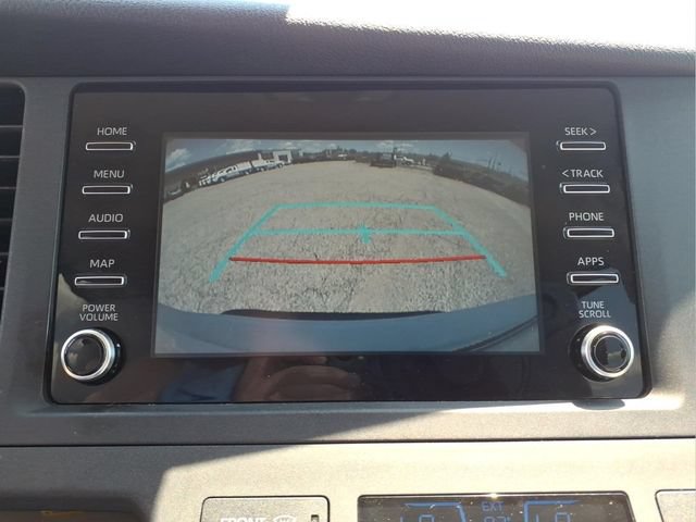 Used 2020 Toyota Sienna L FWD image 19
