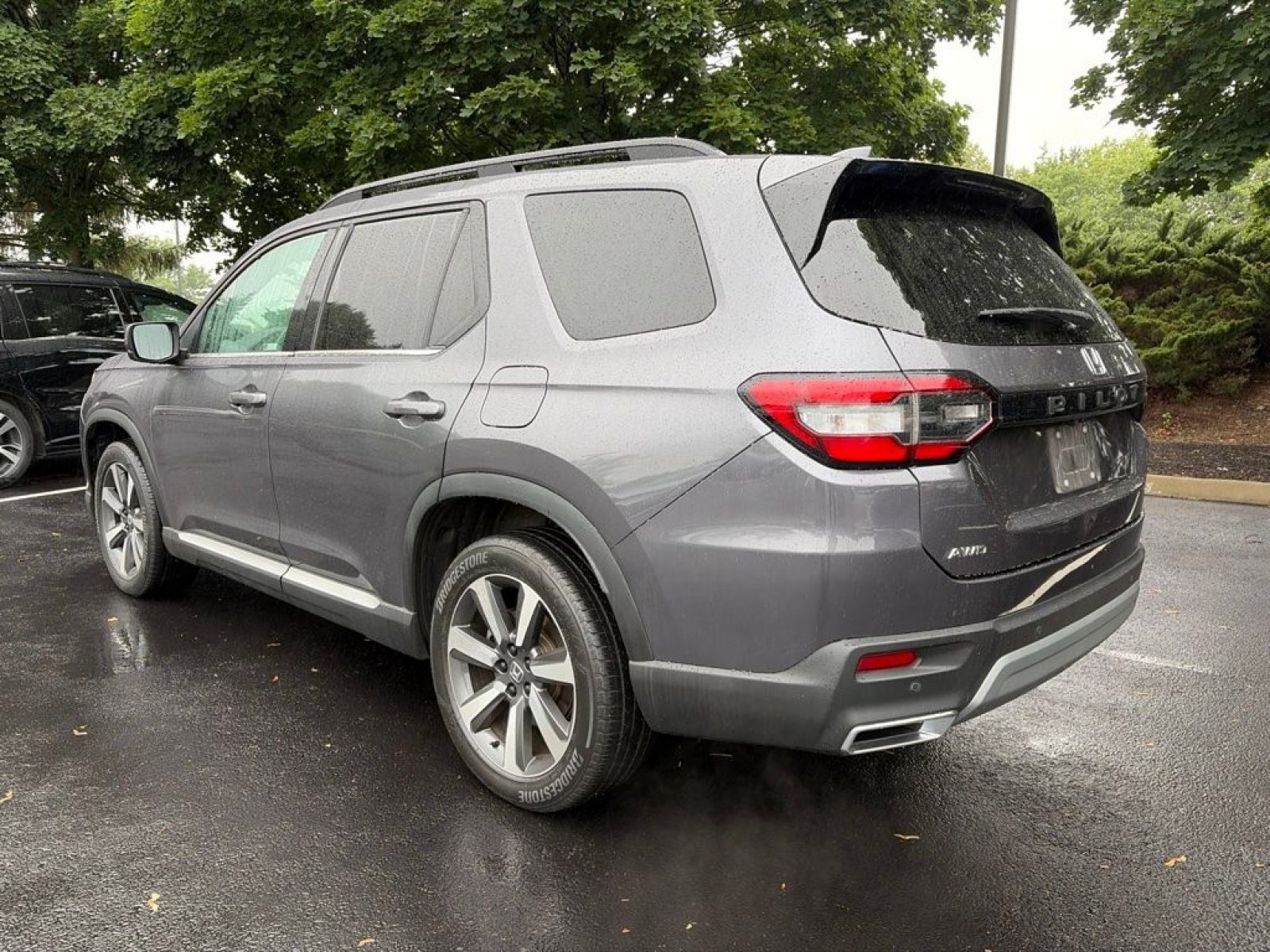 Used 2023 Honda Pilot Touring image 11