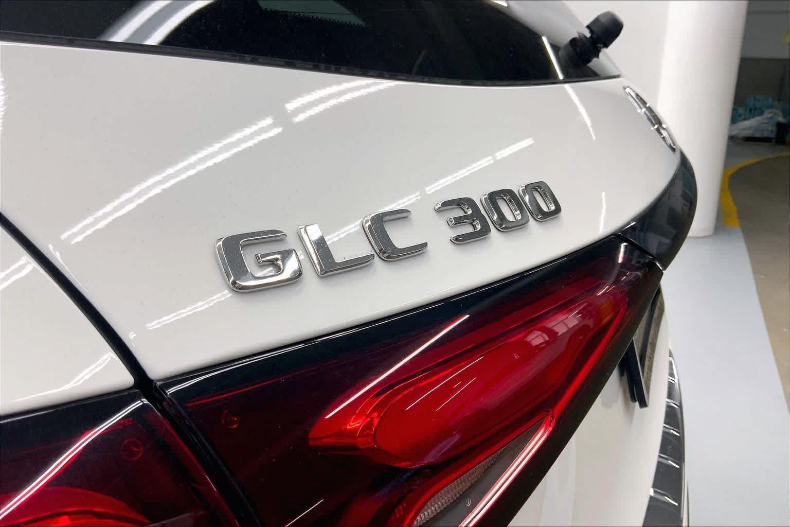Used 2024 Mercedes-Benz GLC 300 image 14