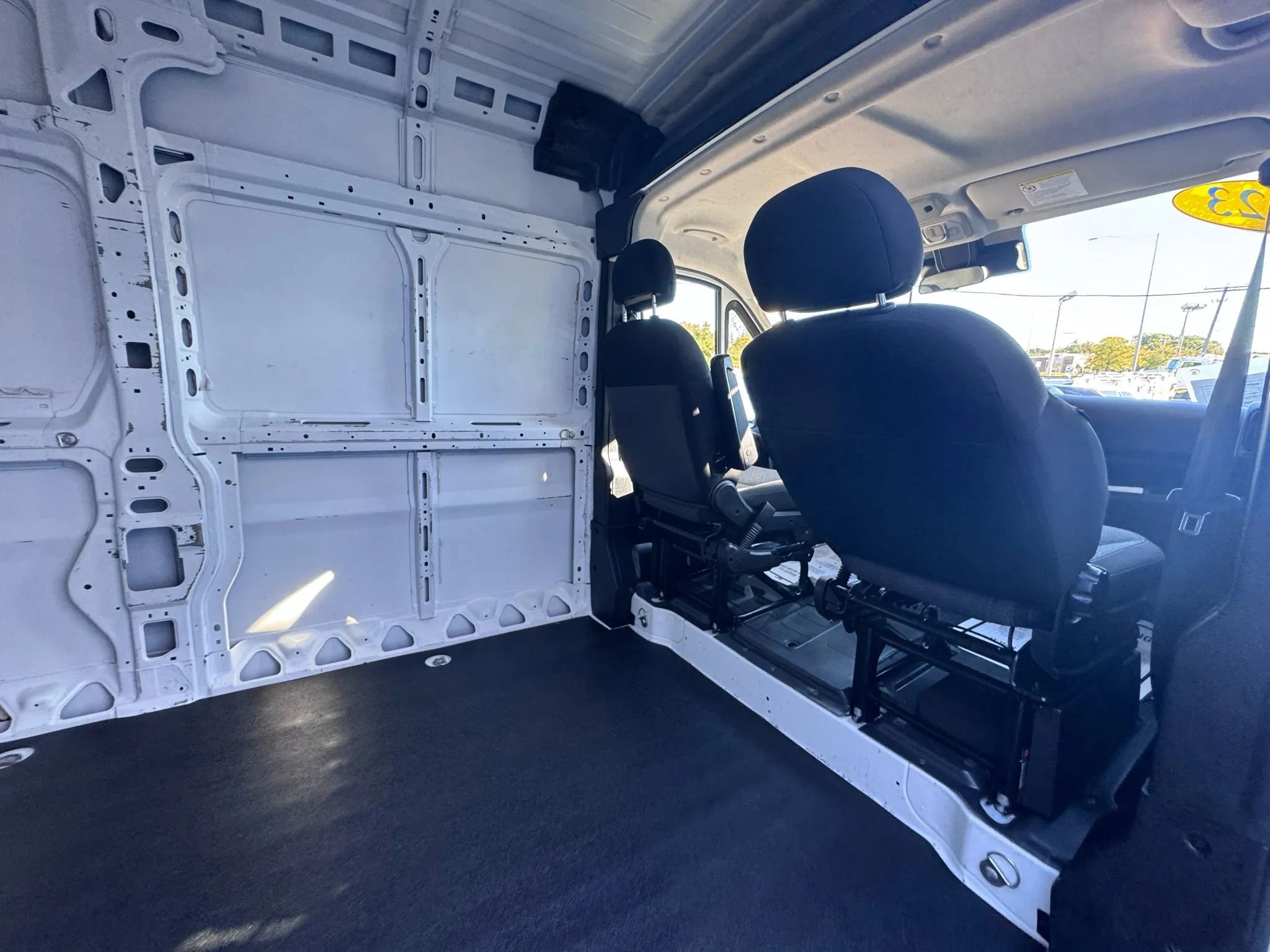 Used 2023 RAM ProMaster 2500 image 22