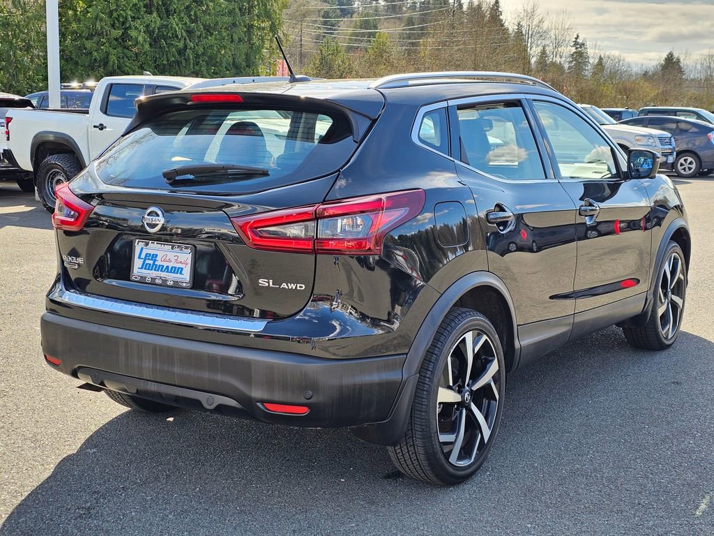 Certified 2022 Nissan Rogue Sport SL w/ Premium Package image 5