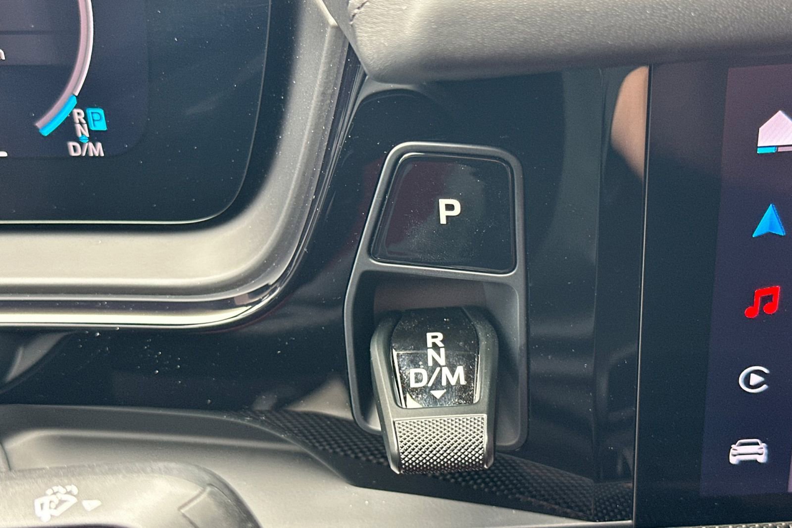 Certified 2024 Porsche Cayenne Turbo GT AWD/4WD image 28