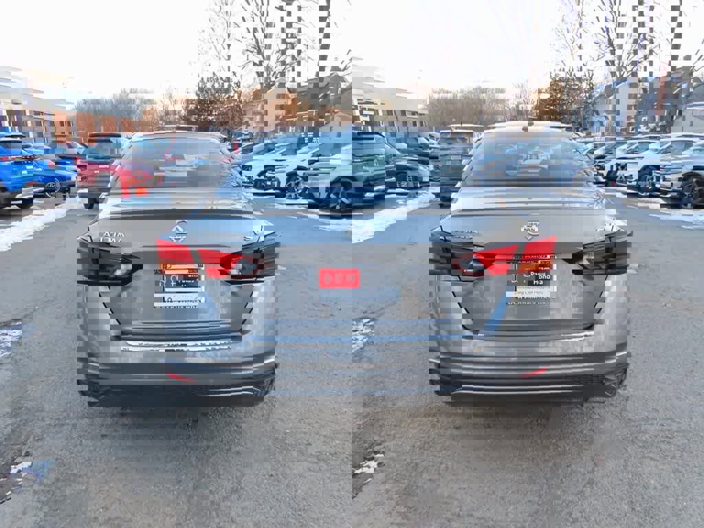 Used 2022 Nissan Altima 2.5 SV image 5