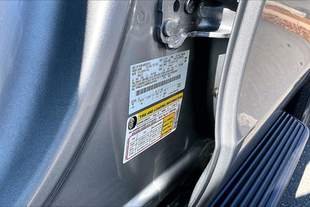 Used 2024 Ford Expedition XLT image 14