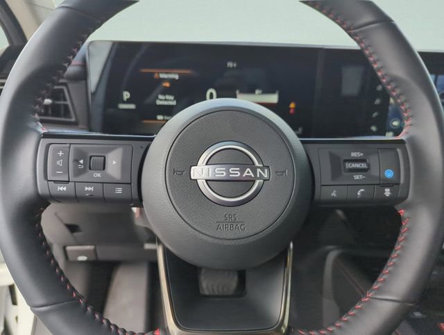 Certified 2025 Nissan Kicks SR image 40