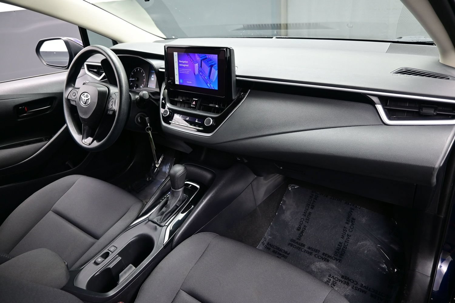 Used 2024 Toyota Corolla LE FWD image 14