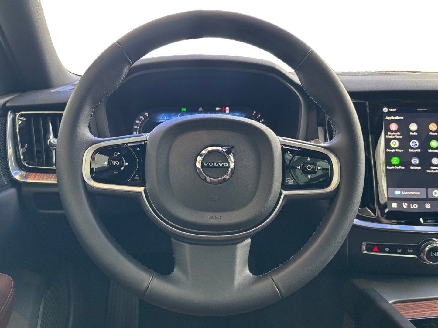New 2026 Volvo V60 B5 Cross Country Plus w/ Climate Package AWD/4WD image 41