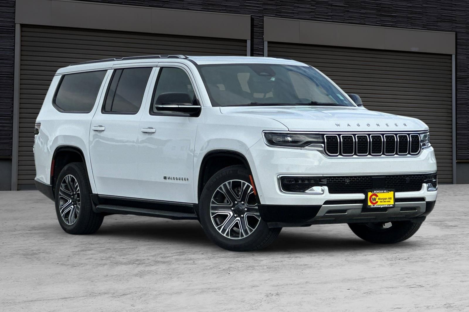 Used 2024 Jeep Wagoneer L Series II w/ Flexible Seating Group image 2