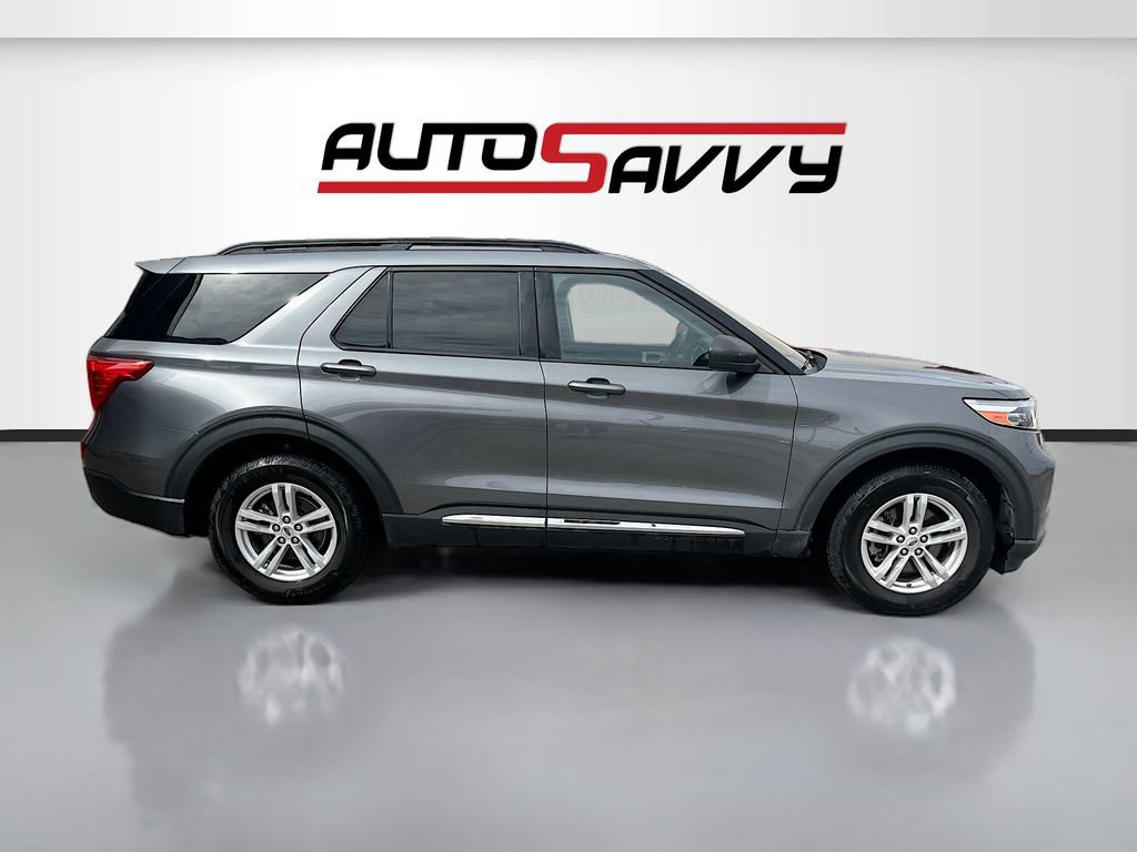 Used 2021 Ford Explorer XLT w/ Equipment Group 202A image 8