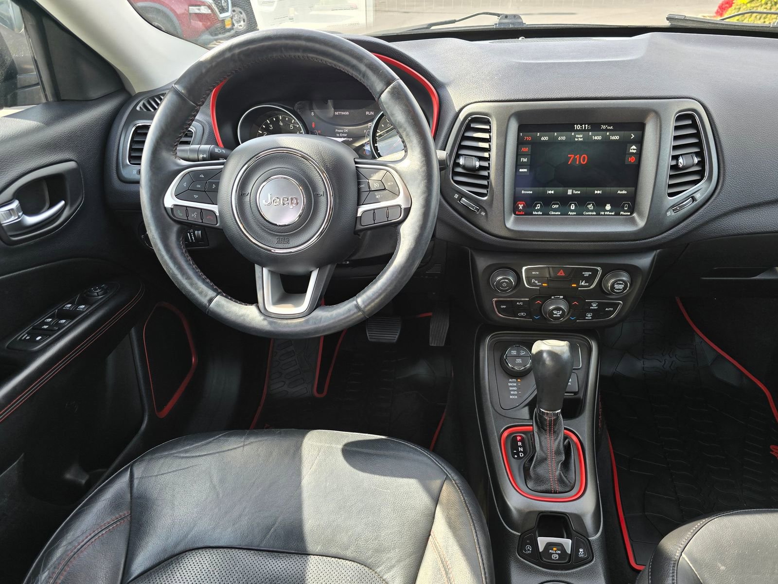 Used 2017 Jeep Compass Trailhawk w/ Leather Interior Group AWD/4WD image 34