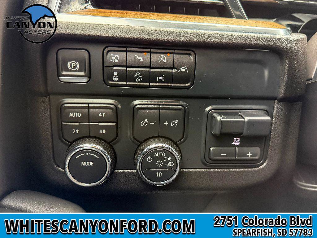 Used 2025 Chevrolet Tahoe High Country w/ Sun And Tow Package image 19