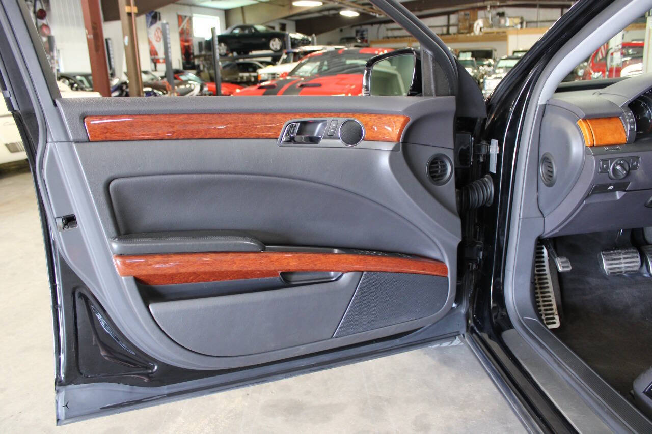 Used 2004 Volkswagen Phaeton V8 AWD/4WD image 37
