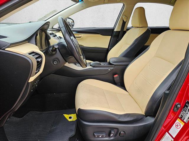 Used 2015 Lexus NX 200t FWD w/ Luxury Package image 17