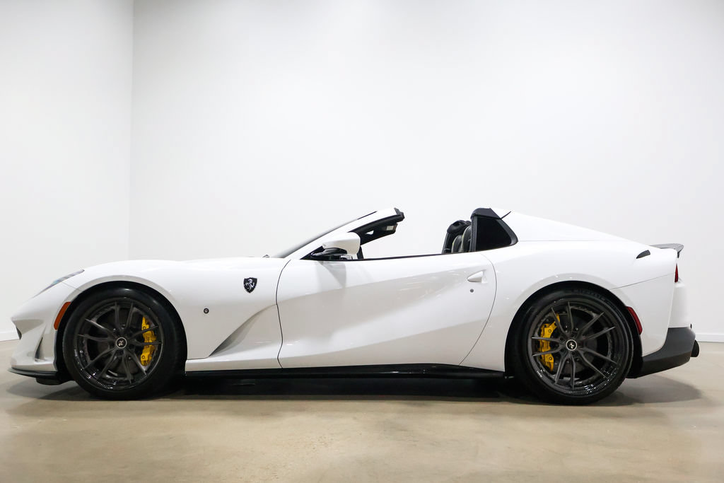 Used 2022 Ferrari 812 GTS RWD image 21