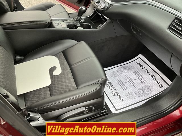 Used 2017 Chevrolet Impala LT image 25