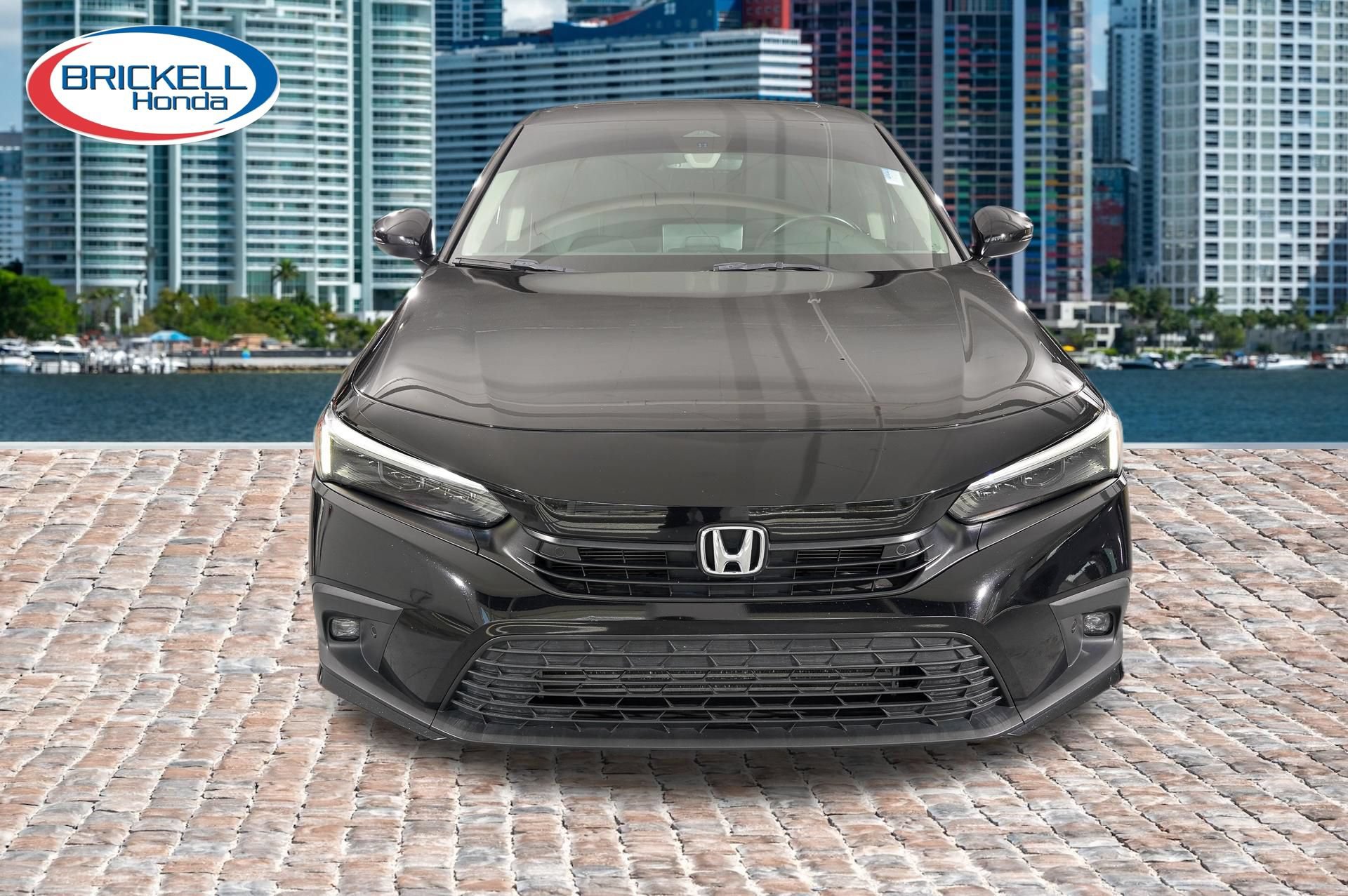 Used 2023 Honda Civic Touring image 2