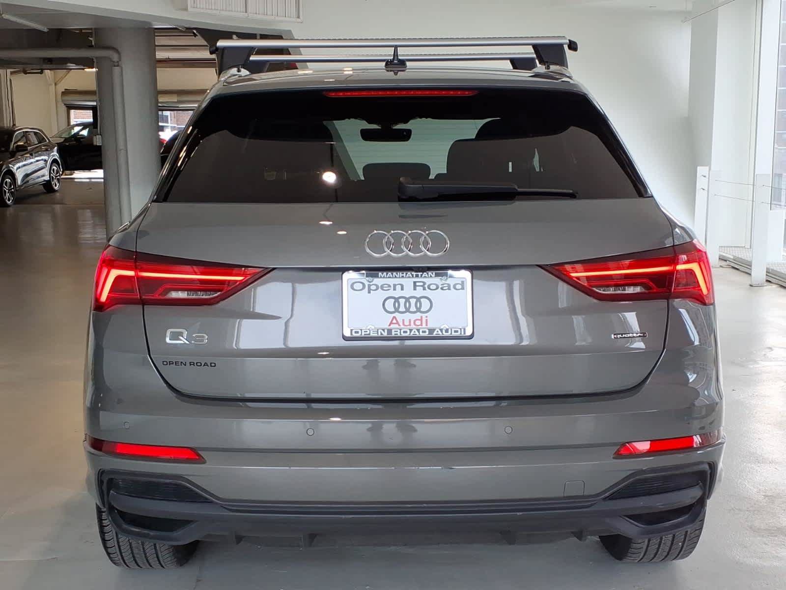 Used 2024 Audi Q3 2.0T Premium w/ Convenience Package AWD/4WD image 5