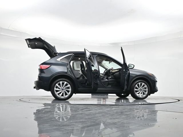 Certified 2022 Ford Escape Titanium w/ Titanium Elite Package image 55