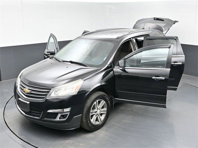 Used 2017 Chevrolet Traverse LT image 51