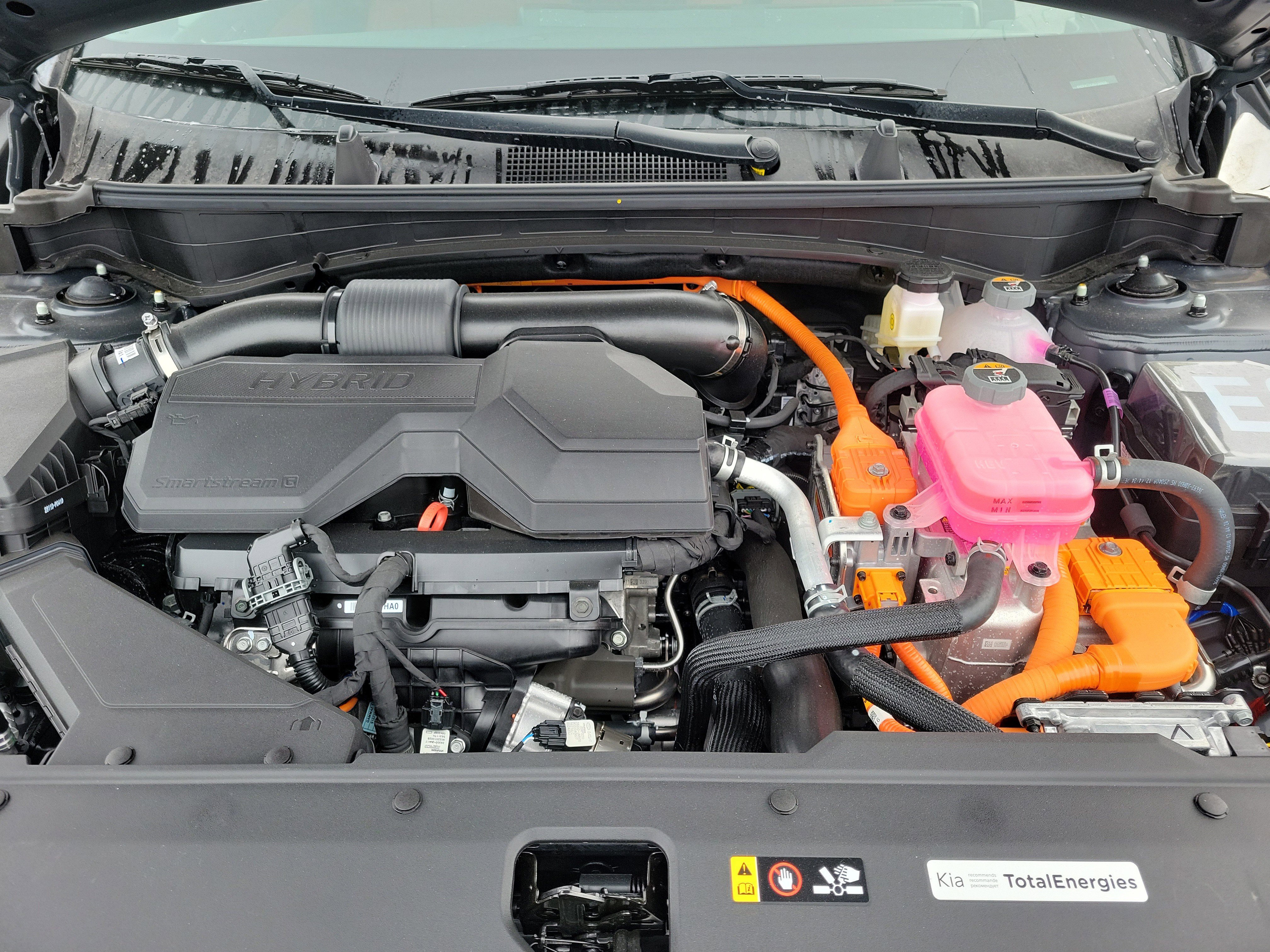 New 2025 Kia Sportage SX Prestige image 16