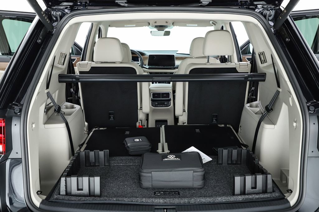 New 2026 Volkswagen Atlas SE image 68