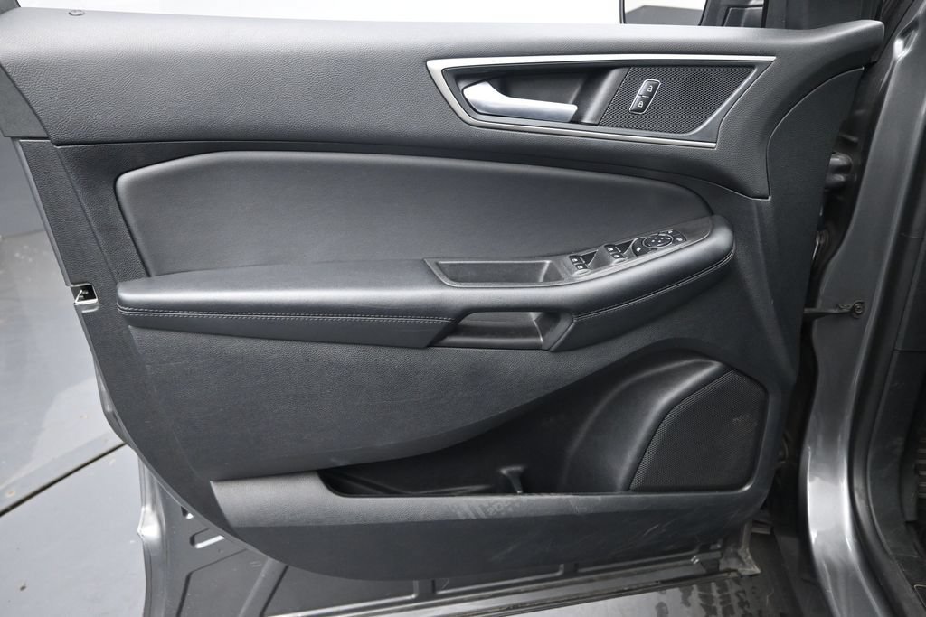 Used 2024 Ford Edge SEL AWD/4WD image 24