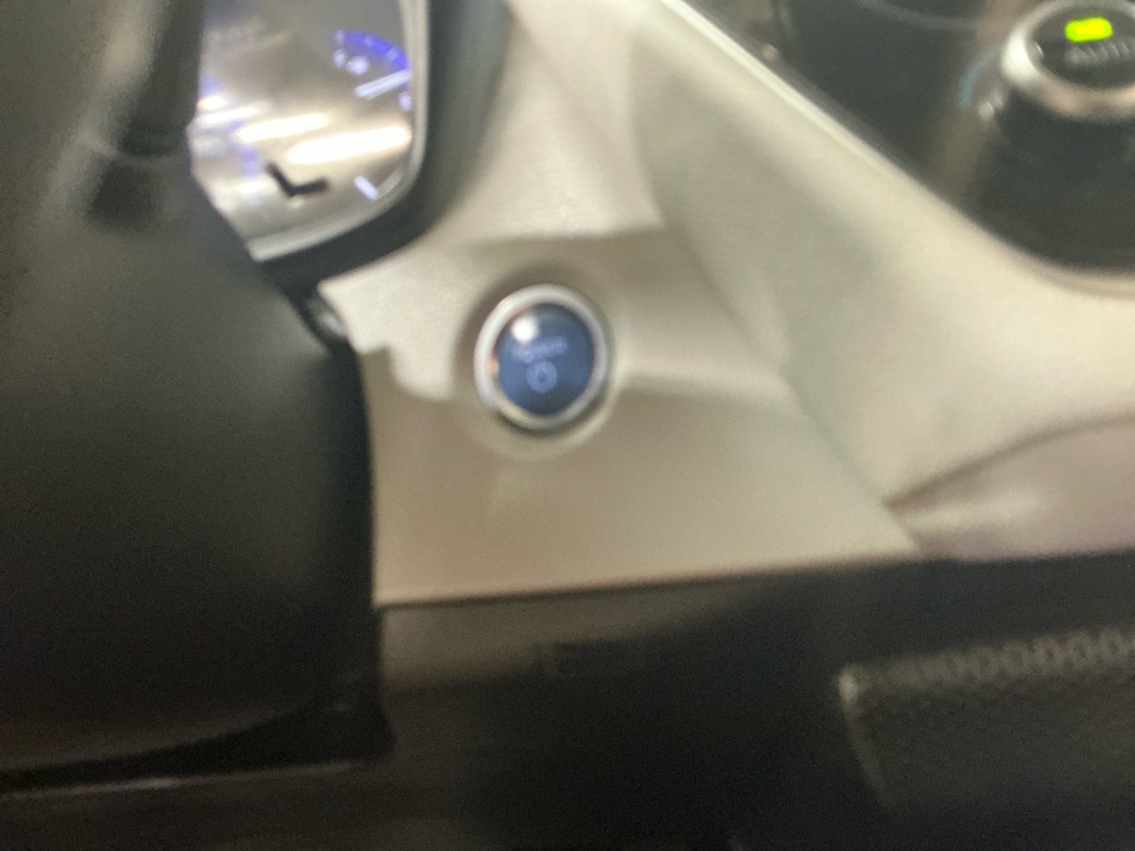 Certified 2021 Toyota Corolla LE FWD image 30