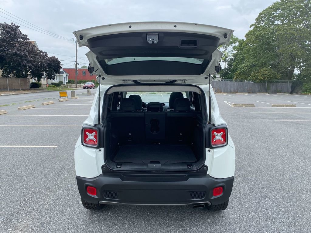 Used 2021 Jeep Renegade Limited w/ Sun & Sound Group image 25