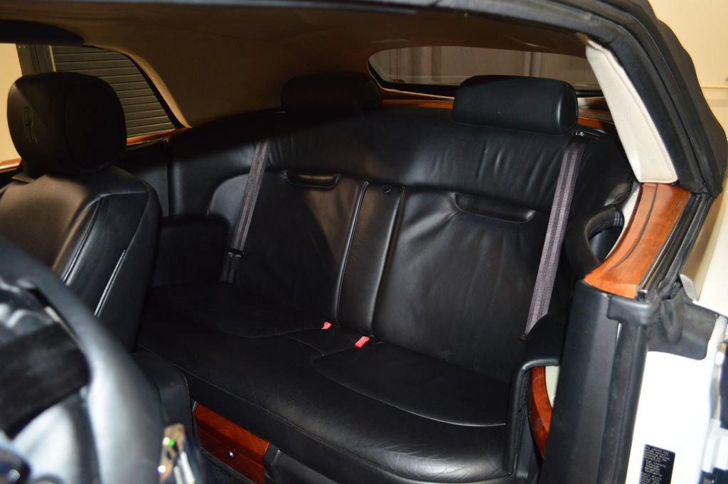 Used 2009 Rolls-Royce Phantom Drophead Coupe RWD image 38