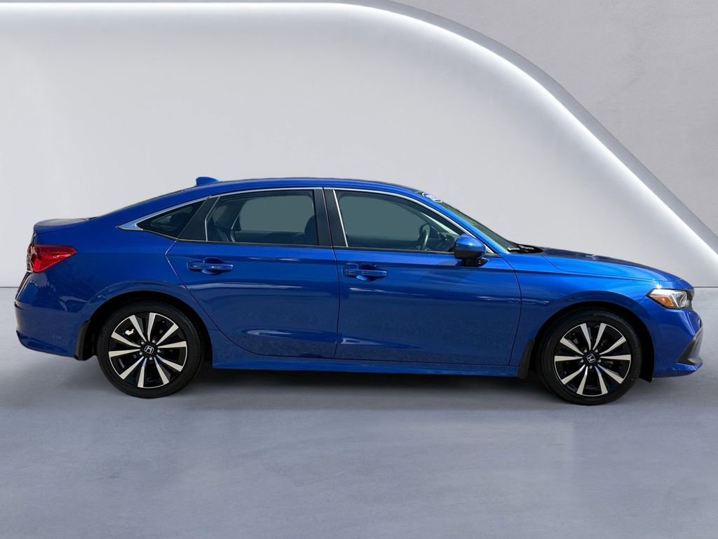 Used 2023 Honda Civic EX image 2