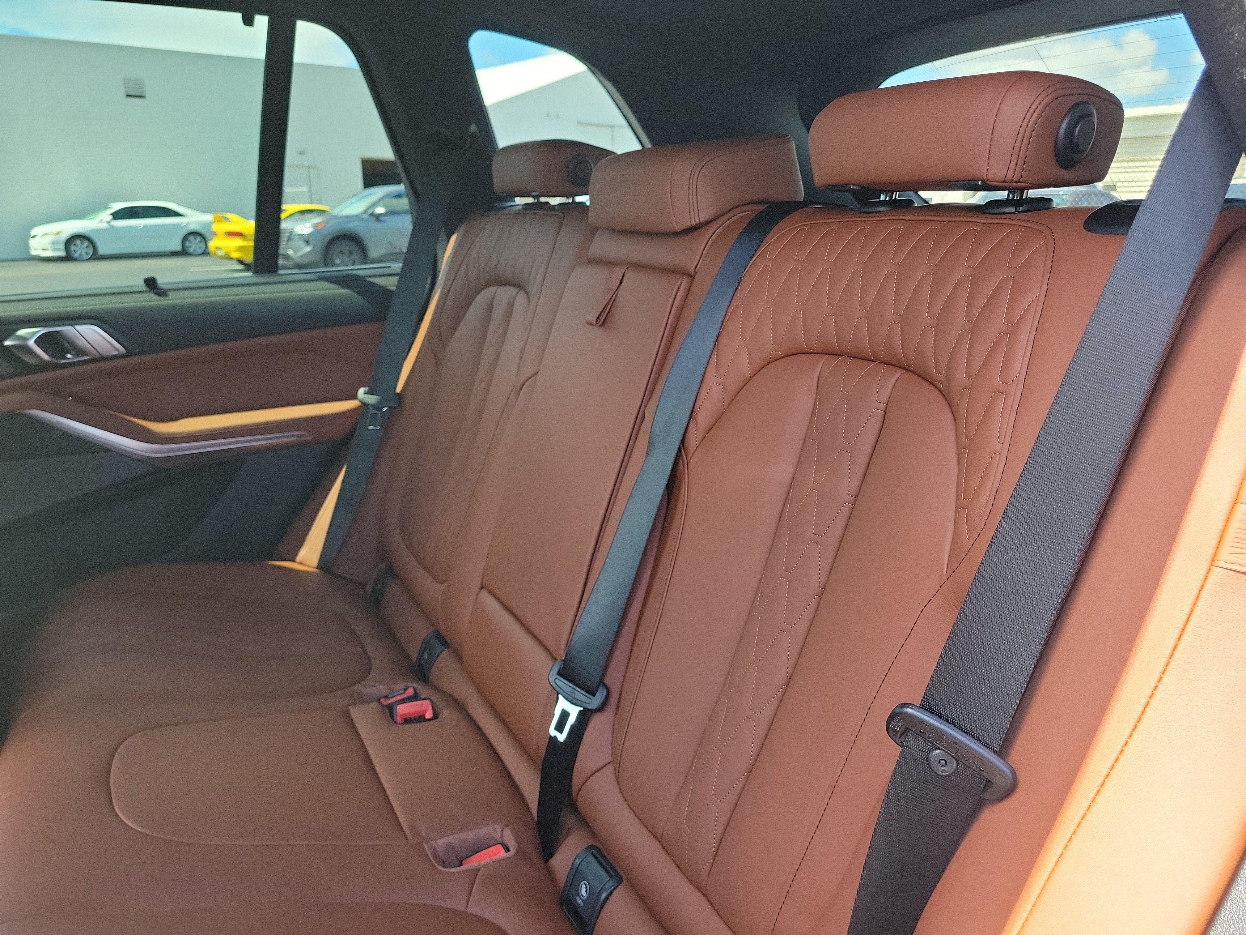 New 2026 BMW X5 M60i AWD/4WD image 8