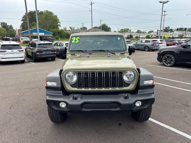 Used 2025 Jeep Wrangler Unlimited Sport AWD/4WD image 5