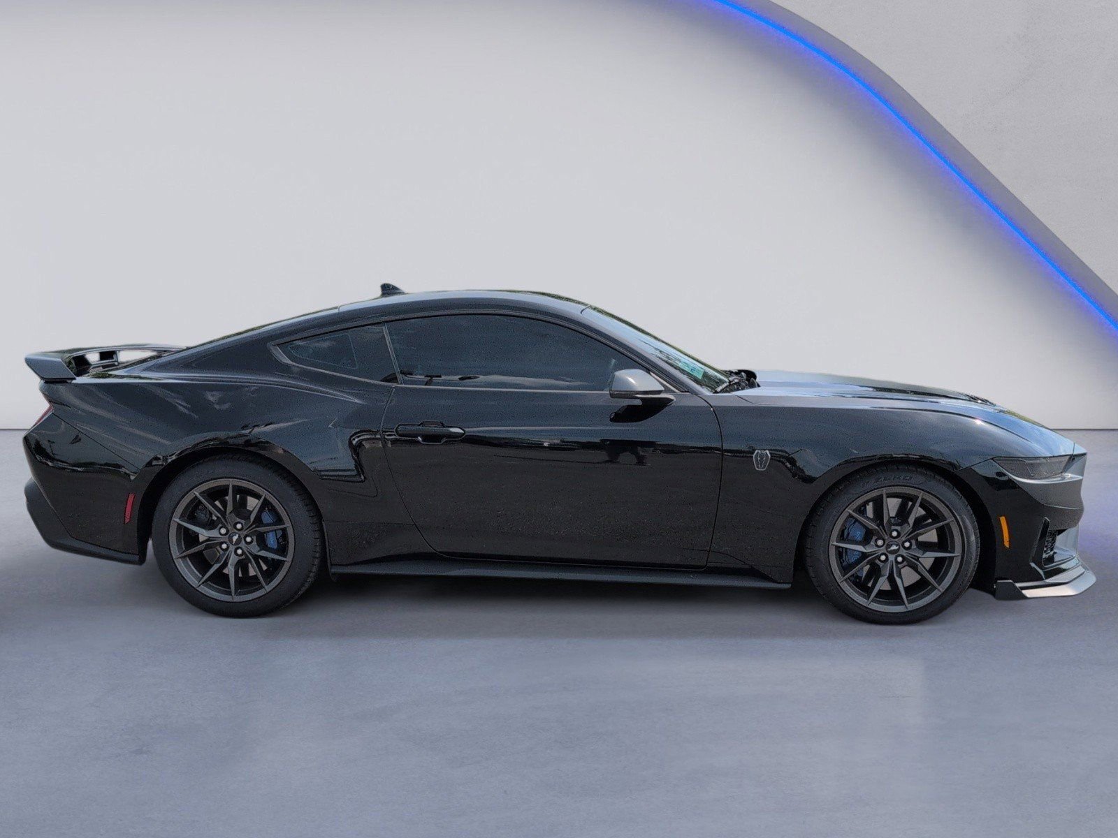 Used 2025 Ford Mustang Dark Horse RWD image 12