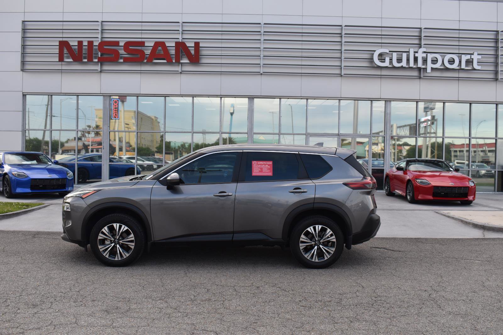 Certified 2023 Nissan Rogue SV image 3