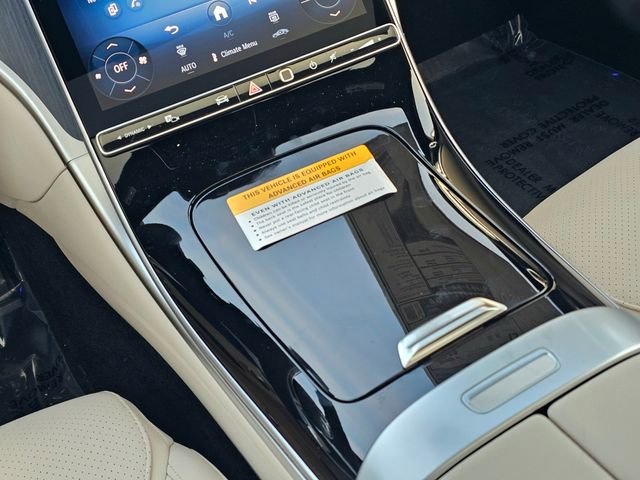 New 2026 Mercedes-Benz C 300 4MATIC Sedan image 32