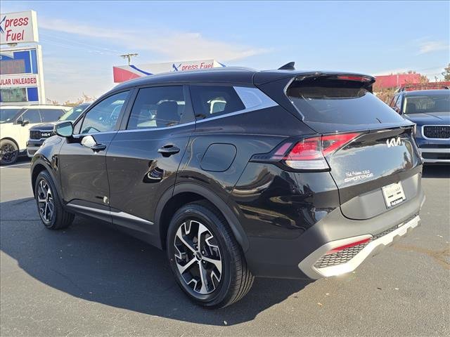 Used 2024 Kia Sportage EX image 5