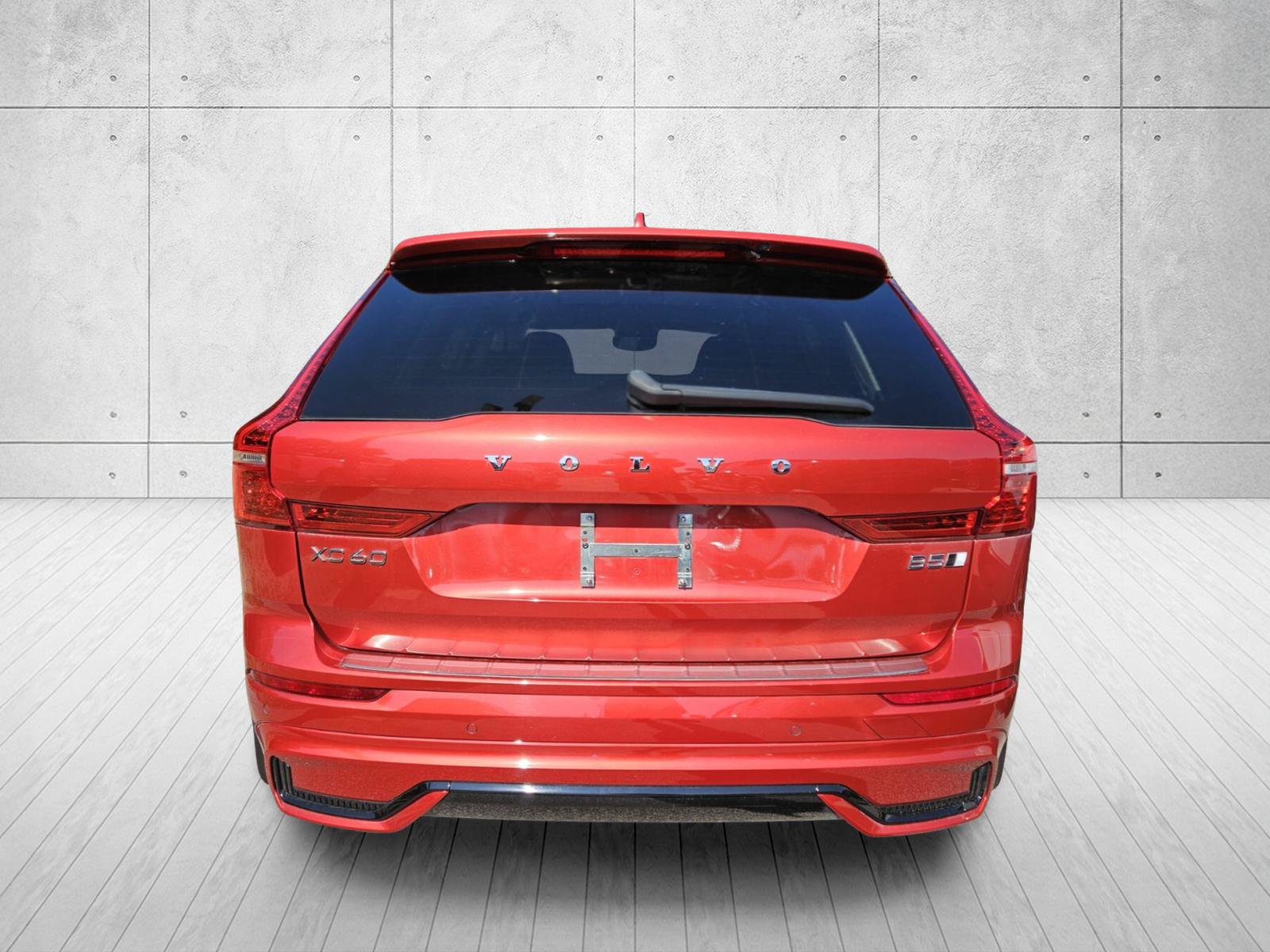 Used 2023 Volvo XC60 B5 Plus w/ Protection Package Premier AWD/4WD image 10