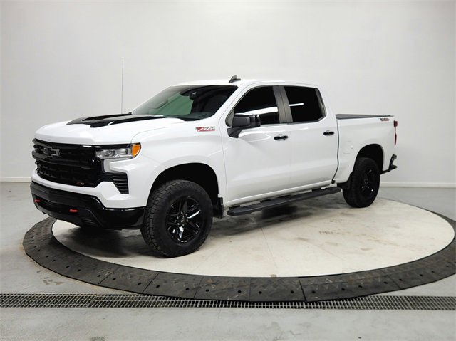 Used 2023 Chevrolet Silverado 1500 LT Trail Boss w/ Protection Package image 3