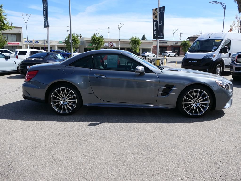 Used 2019 Mercedes-Benz SL 550 image 3