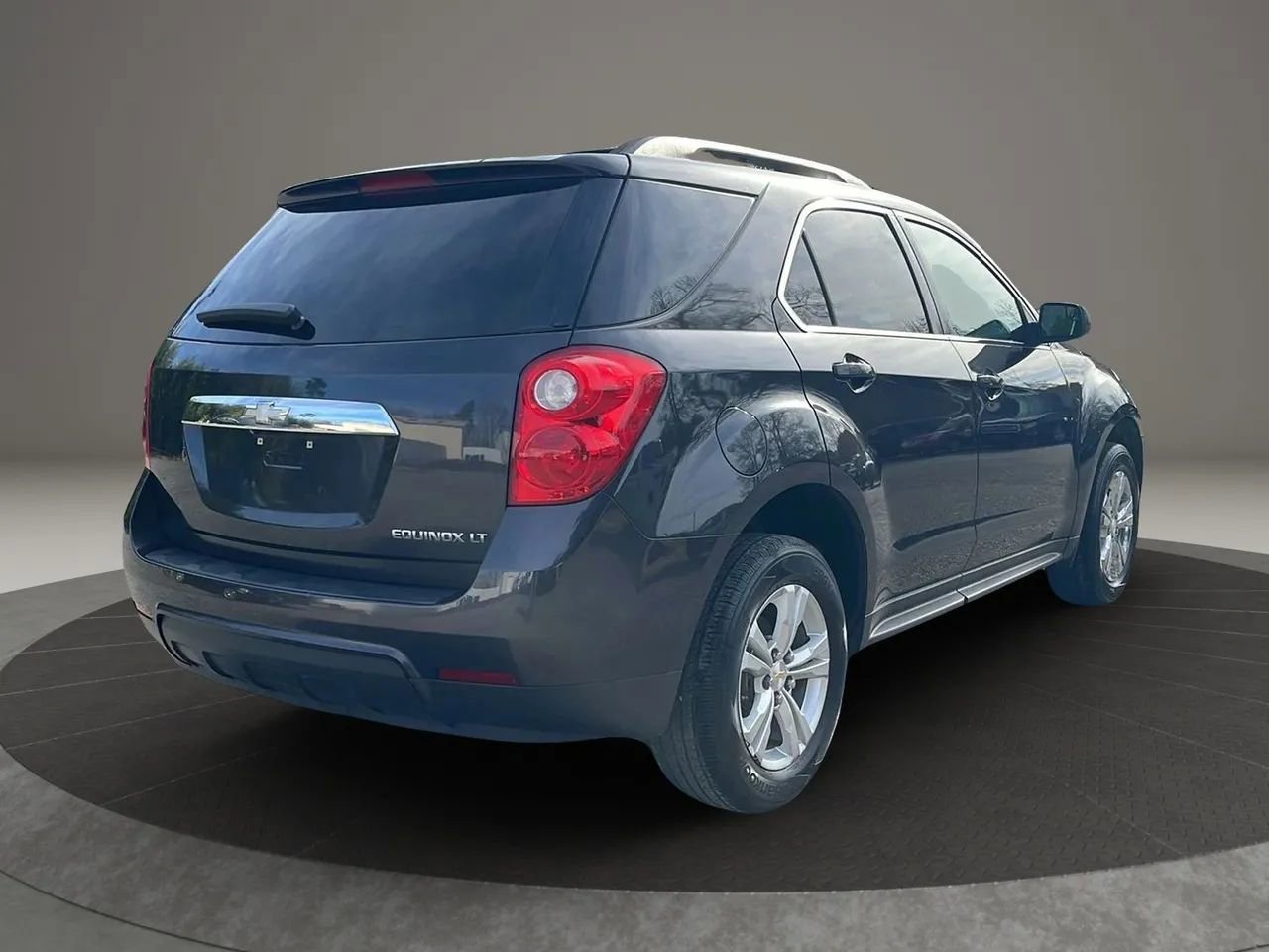 Used 2014 Chevrolet Equinox LT w/ Driver Convenience Package image 5