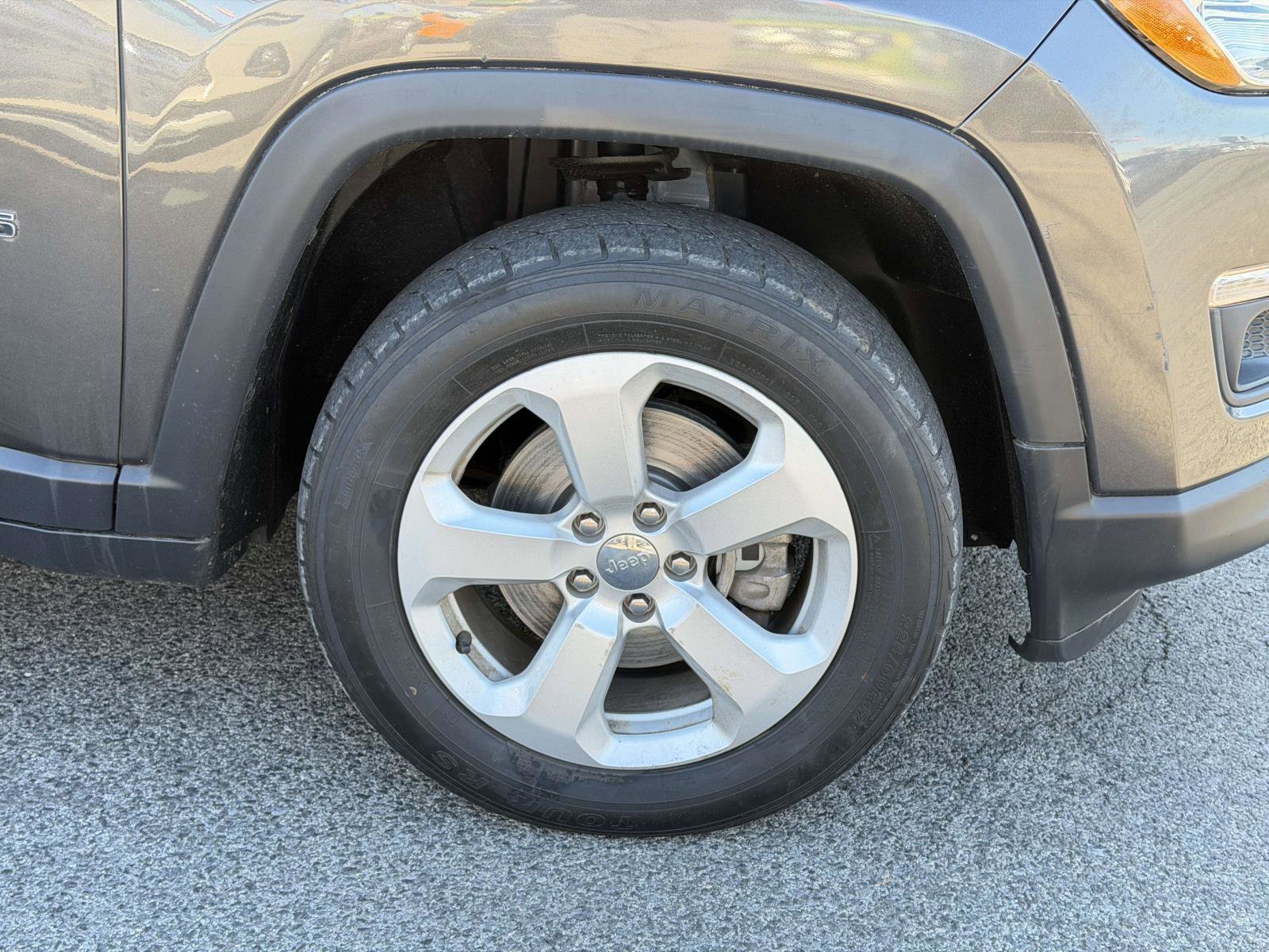 Used 2018 Jeep Compass Latitude w/ Popular Equipment Group image 8